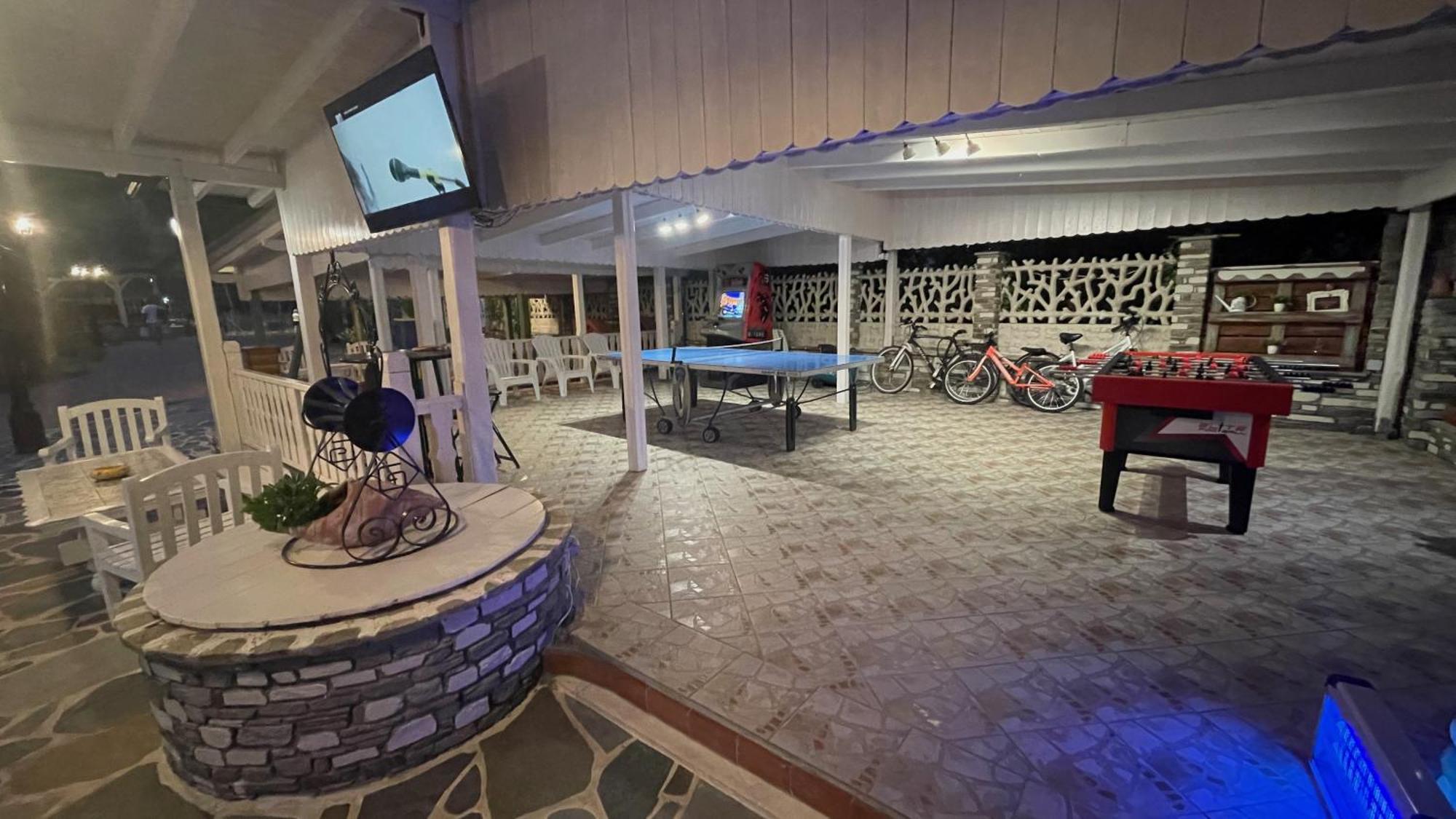 Diaporos Hotel Вурвуру Экстерьер фото