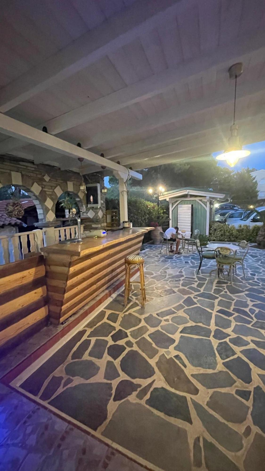 Diaporos Hotel Вурвуру Экстерьер фото