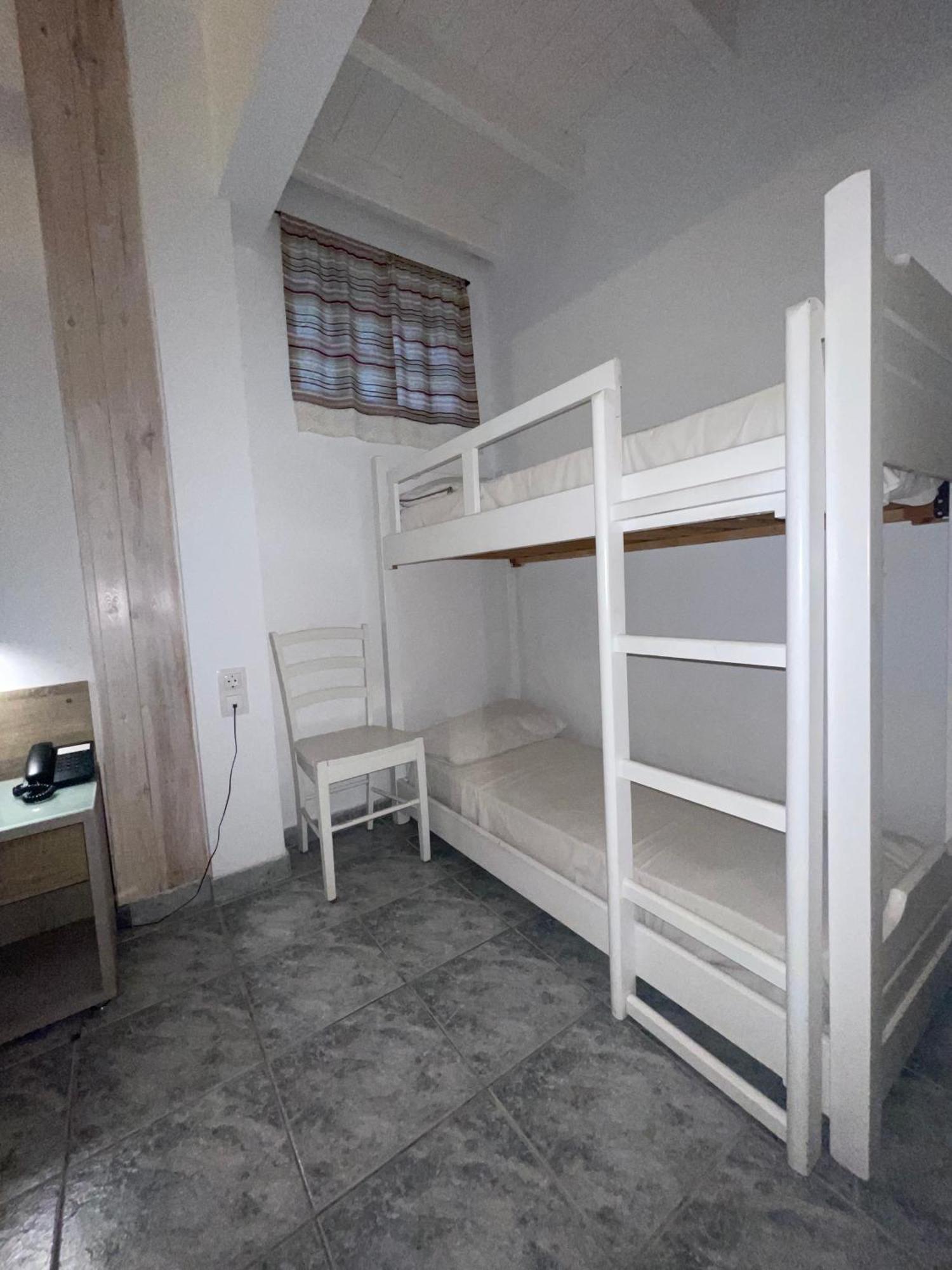 Diaporos Hotel Вурвуру Экстерьер фото