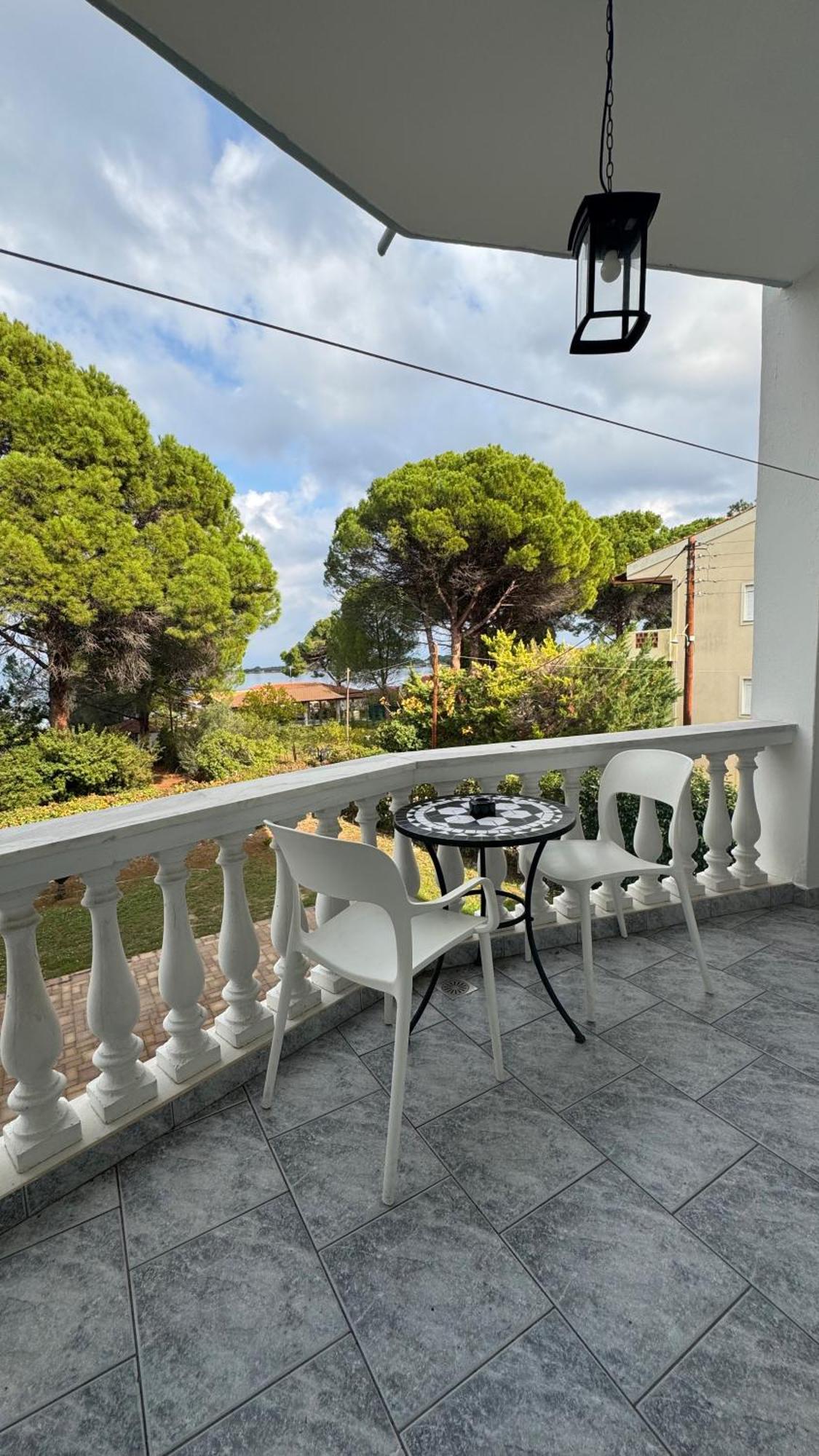 Diaporos Hotel Вурвуру Экстерьер фото