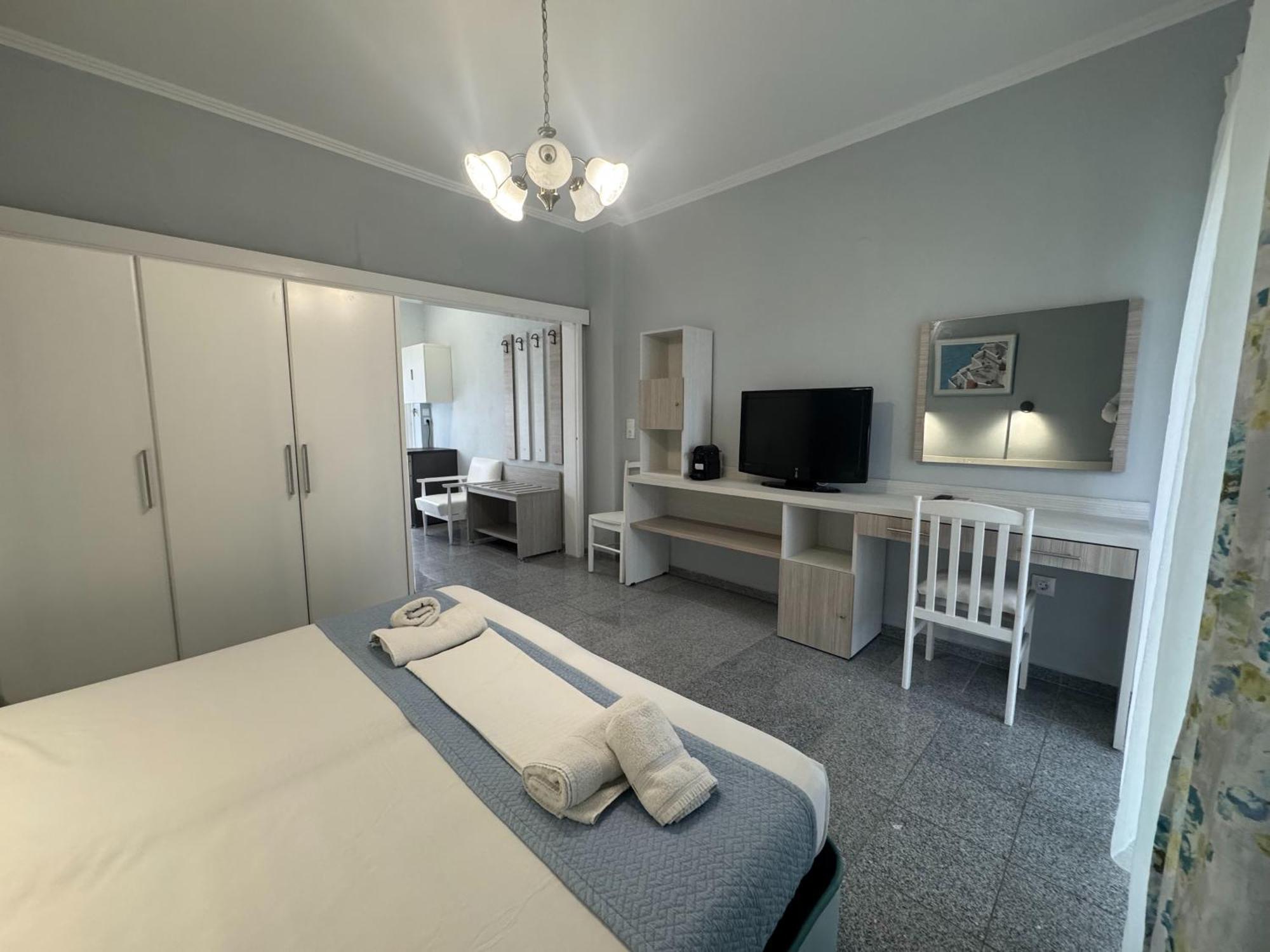 Diaporos Hotel Вурвуру Экстерьер фото